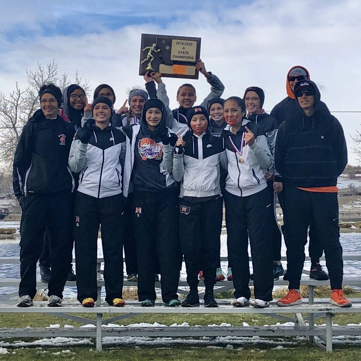 2019 Class A girls cross country - Hardin Bulldogs